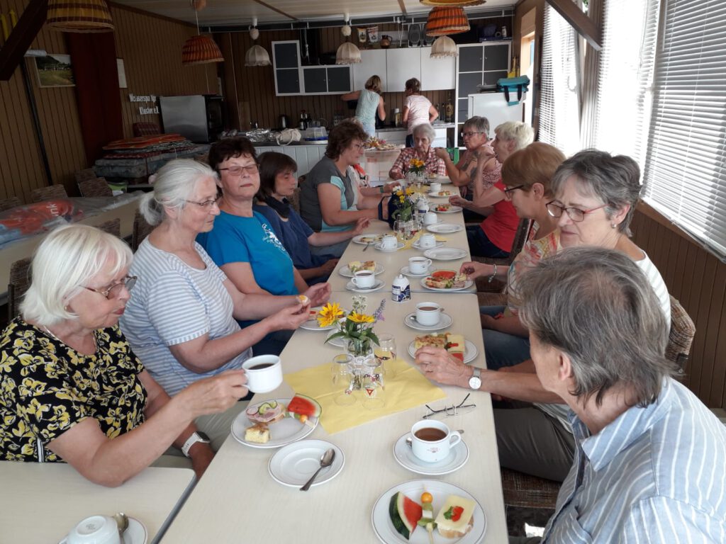 Erfahrungsautausch in gemütlicher Runde